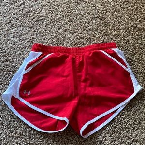 Under Armour Heat Gear Size S womens shorts